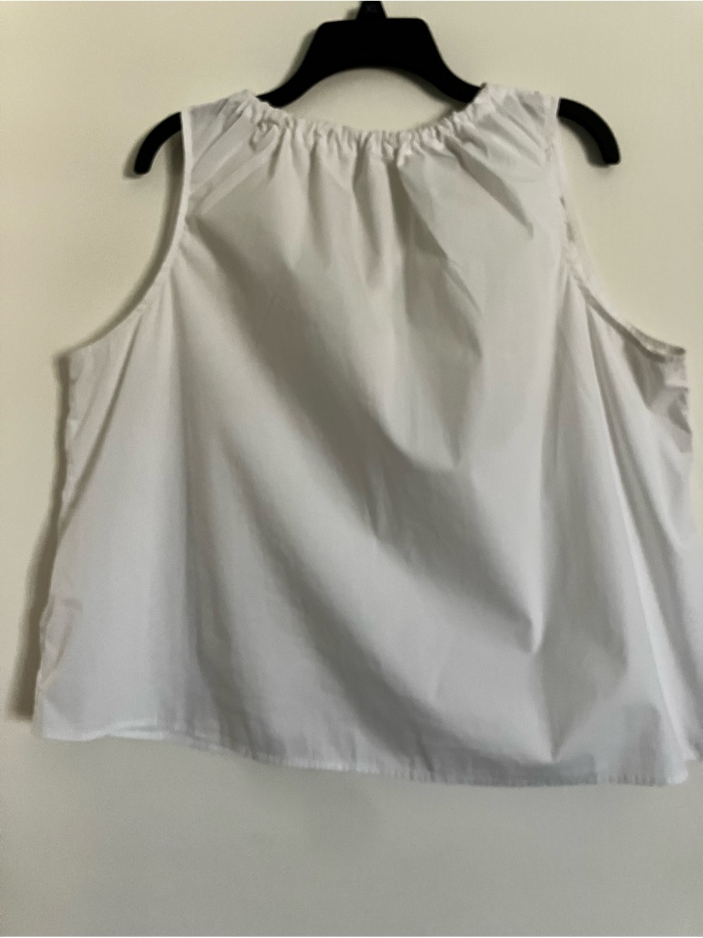NWOT- Worthington White Blouse XXL Ties in Back Keyhole Neck Lightweight